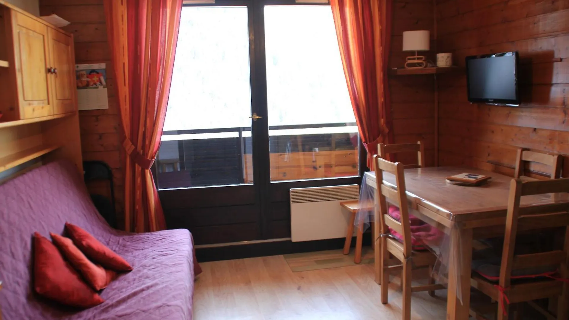 Veronica Vr79 Nature & Mountain 3 Pers Chatel Apartment